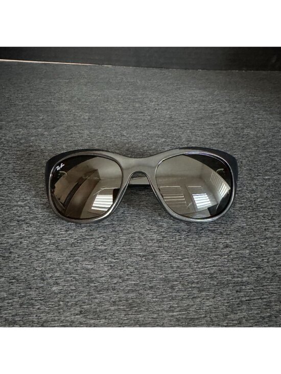 NWOT Ray-Ban RB4216 601/71 56mm Sunglasses Women\'s Black Frame Case Dust Bag main image 8